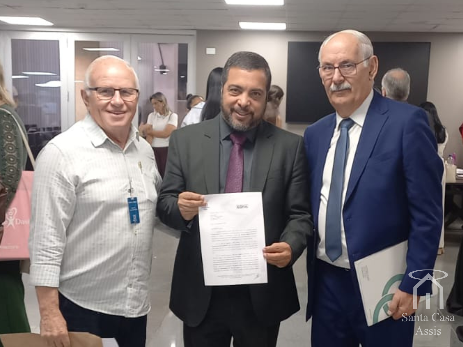 Santa Casa de Assis participa de Audiência Pública para ampliar acesso da população a especialistas