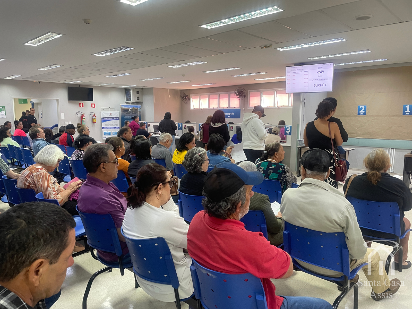 AME Botucatu reforça importância do agendamento e orienta pacientes sobre contato telefônico